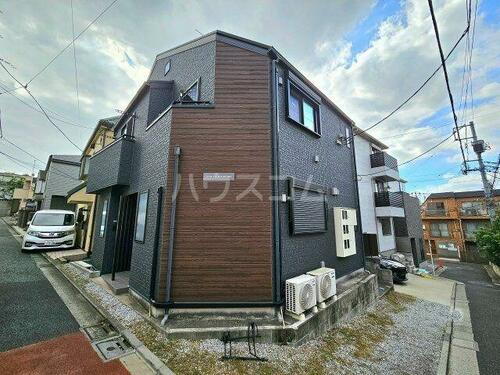 東京都目黒区五本木１丁目 築7年8ヶ月 2階建