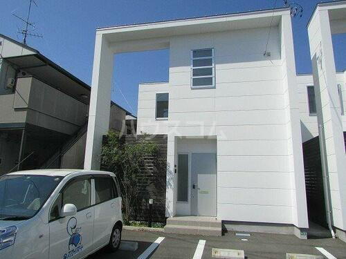 静岡県浜松市中央区布橋２丁目 テラスハウス