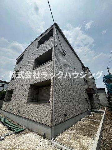 大阪府守口市寺方元町３丁目 3階建 