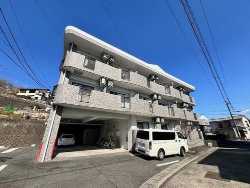 ウェルス三ヶ田 3階建