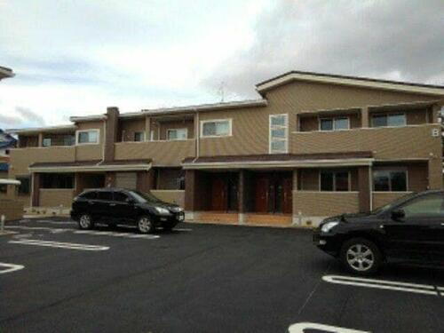 三重県四日市市日永西１丁目 2階建 築6年2ヶ月