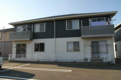 シャーメゾン・ハクサンＢ棟 2階建