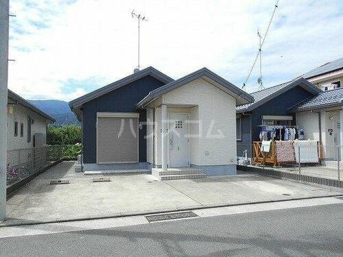 神奈川県小田原市小台 賃貸一戸建て