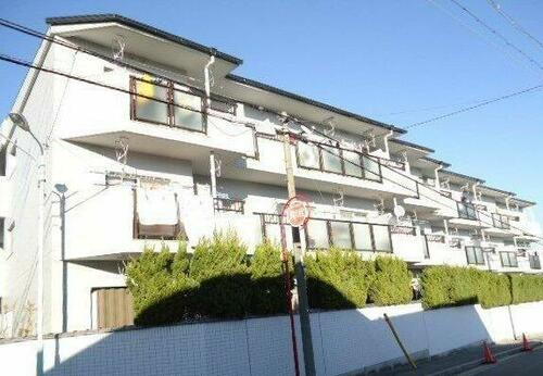 愛知県名古屋市名東区西里町１丁目 3階建