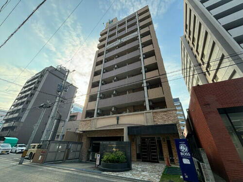 福岡県福岡市博多区博多駅東３丁目 11階建