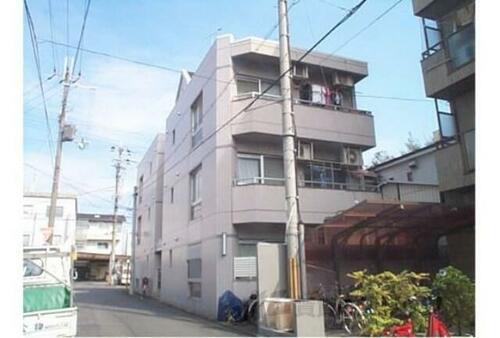 京都府京都市中京区西ノ京南壺井町 築37年10ヶ月 3階建