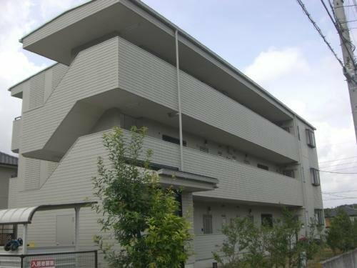 愛知県名古屋市緑区西神の倉２丁目 3階建 築25年5ヶ月