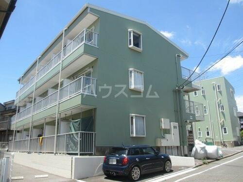 神奈川県藤沢市石川３丁目 3階建 築32年10ヶ月