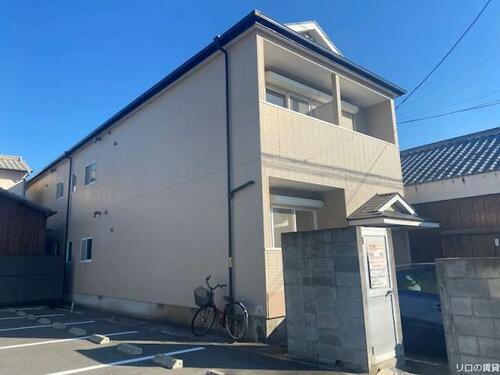 福岡県宗像市赤間３丁目 2階建