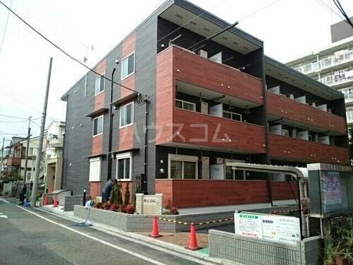 イーストヒルズⅢ