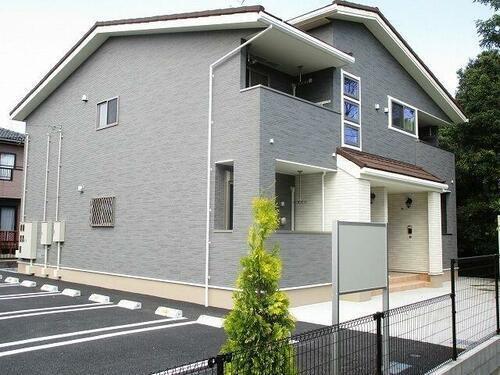 ニューストーン・スリー