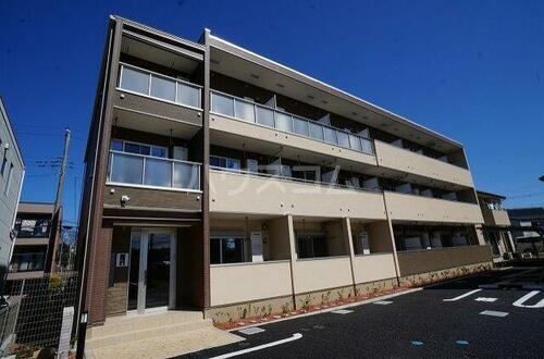 千葉県松戸市東松戸４丁目 築7年10ヶ月 3階建