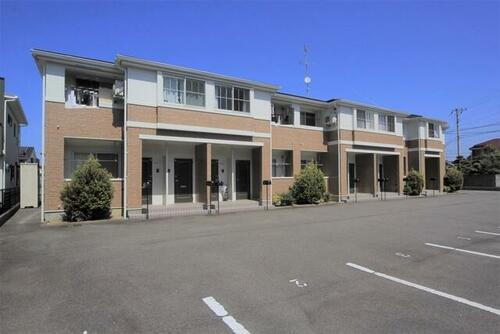 愛媛県伊予郡松前町大字南黒田 賃貸アパート