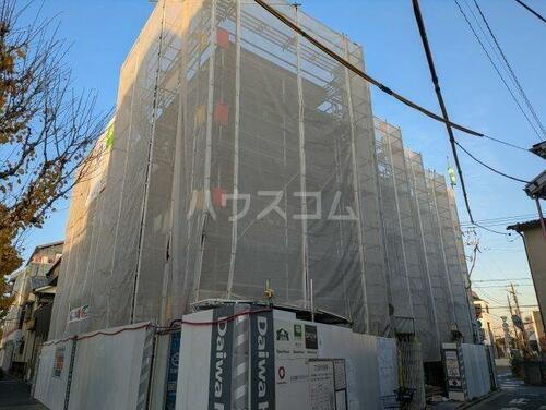 東京都足立区栗原３丁目  3階建