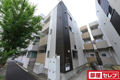 ハーモニーテラス八代町Ⅱ 3階建