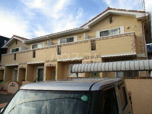 愛知県春日井市美濃町３丁目 テラスハウス