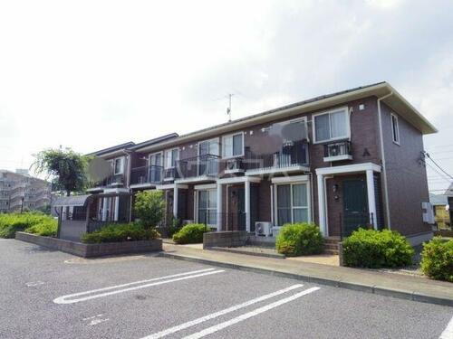 茨城県龍ケ崎市久保台３丁目 テラスハウス