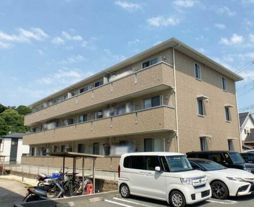 静岡県浜松市浜名区染地台１丁目 3階建 築17年4ヶ月