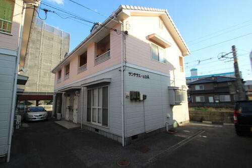 広島県広島市佐伯区五日市中央１丁目 テラスハウス