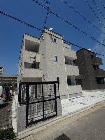 福岡県北九州市八幡西区熊西１丁目 3階建