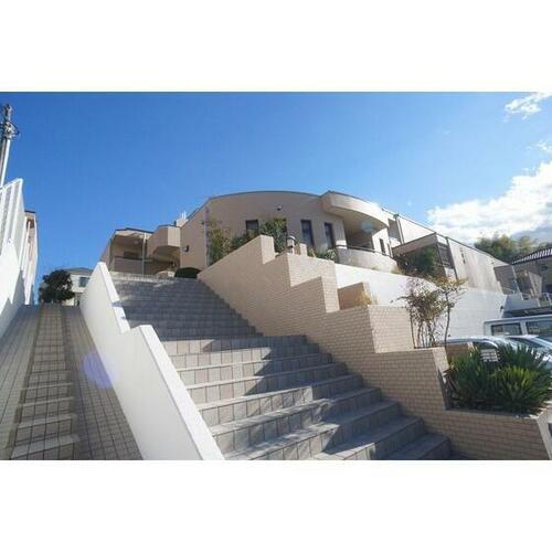 神奈川県横浜市緑区寺山町 賃貸マンション