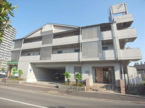 京都府亀岡市篠町馬堀駅前１丁目 3階建 築22年10ヶ月