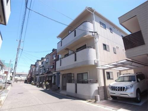 兵庫県神戸市垂水区城が山３丁目 3階建