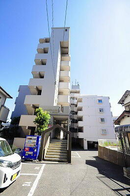 オリエンタル小倉南弐番館 7階建