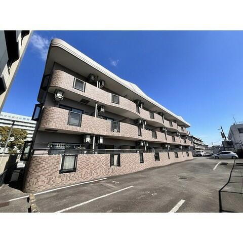 ＢＬＵＥ　ＳＫＹ　鴻川 3階建