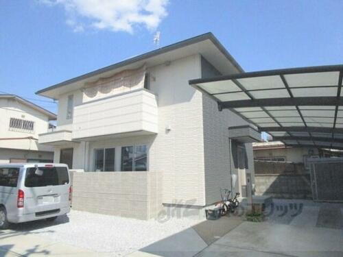 滋賀県草津市平井５丁目 築8年7ヶ月 2階建