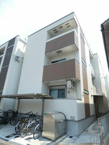 大阪府大阪市淀川区東三国１丁目 築7年11ヶ月 3階建