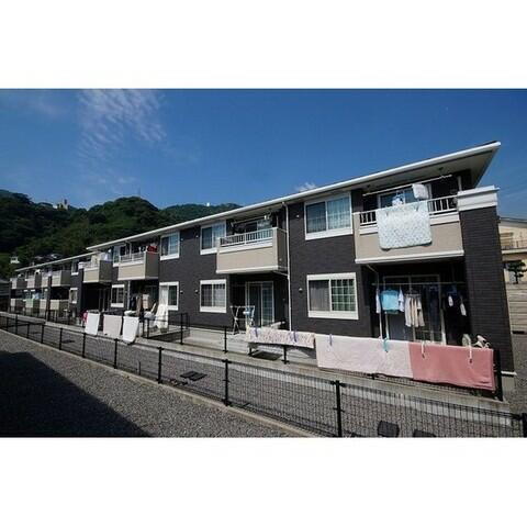 メゾン・ド・青山 2階建