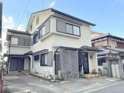 滋賀県栗東市川辺 2階建