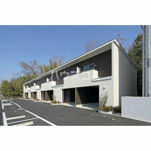 愛知県岡崎市鴨田町字広元 テラスハウス