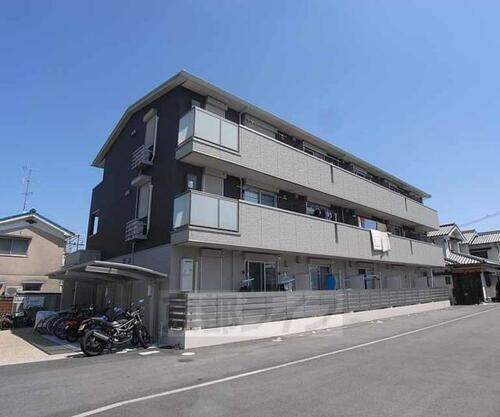 京都府京都市西京区川島粟田町 3階建 築12年4ヶ月