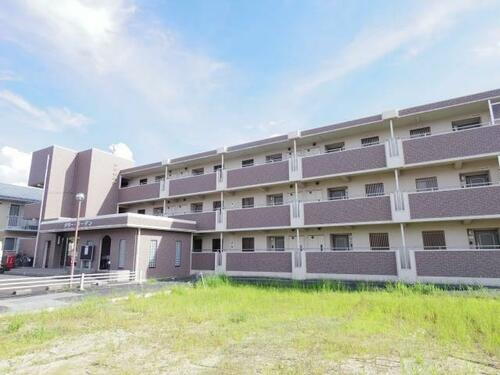 奈良県磯城郡川西町大字結崎 3階建 築23年6ヶ月