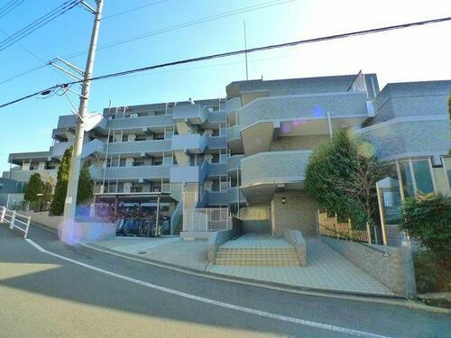 セレネ北小金ＩＩ 6階建