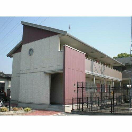 ロイヤル・レセンテＡ棟 2階建
