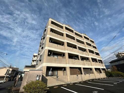 福岡県北九州市八幡西区陣原３丁目 4階建
