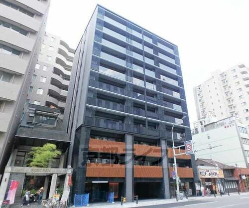 京都府京都市下京区四条通新町西入郭巨山町 11階建 築8年