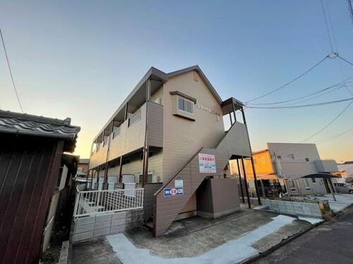 福岡県北九州市八幡西区南八千代町 2階建