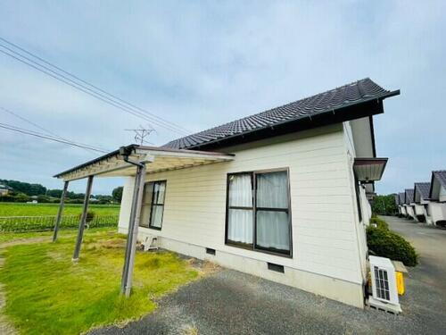 茨城県行方市芹沢 平屋建て