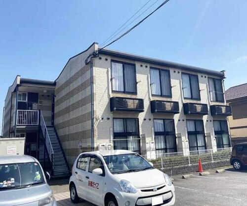 レオパレス　マ　メゾンⅡ 2階建