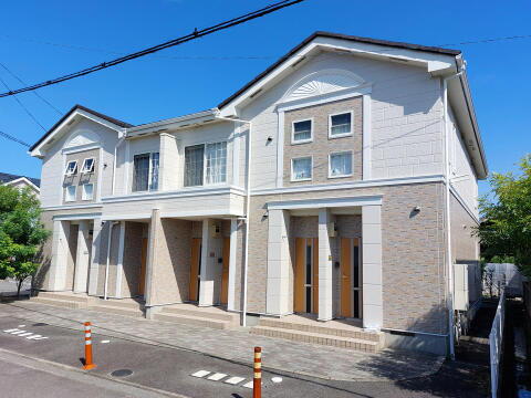 愛媛県伊予市下吾川 賃貸アパート