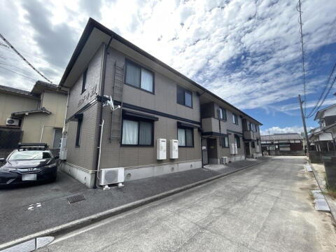 愛媛県松山市姫原２丁目 賃貸アパート