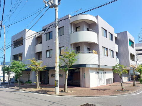 愛媛県松山市朝生田町５丁目 賃貸マンション