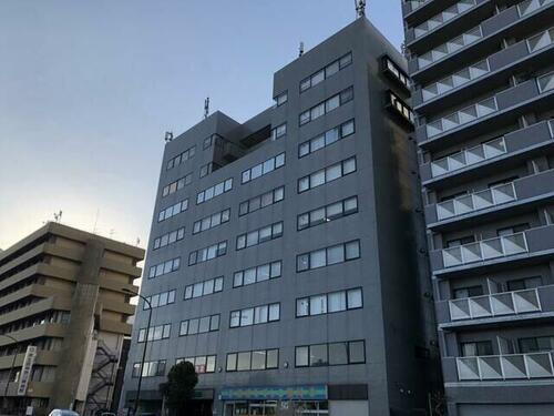 ＡＮＮＩ横浜ＥＡＳＴ 9階建