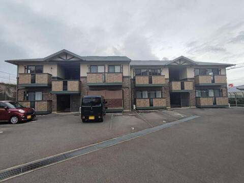 愛媛県松山市朝日ケ丘２丁目 賃貸アパート