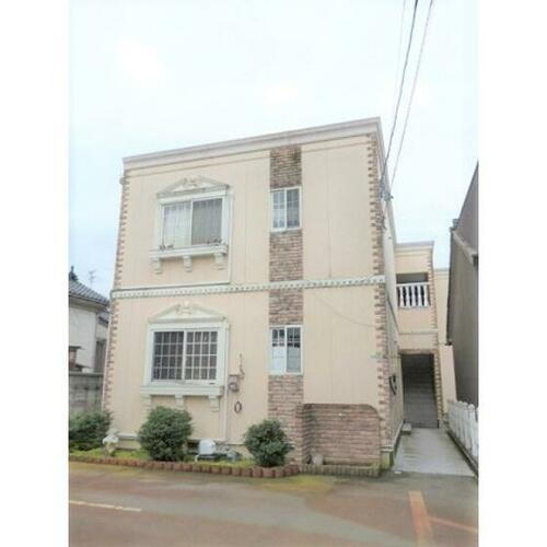 コーチ 2階建