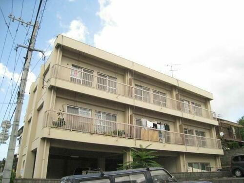 福岡県北九州市八幡西区青山３丁目 3階建 築47年11ヶ月